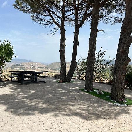 Casa Vacanze Villa Mariano Gangi Eksteriør billede